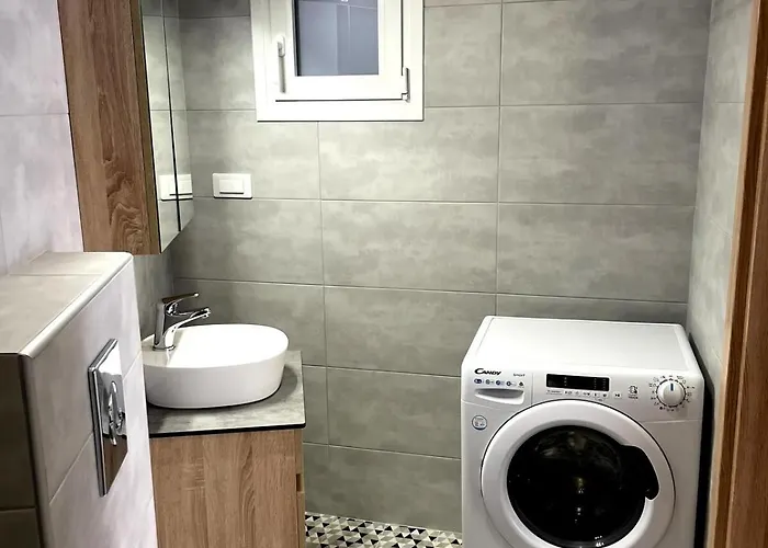Margie Town, Studio Αpartment Appartamento